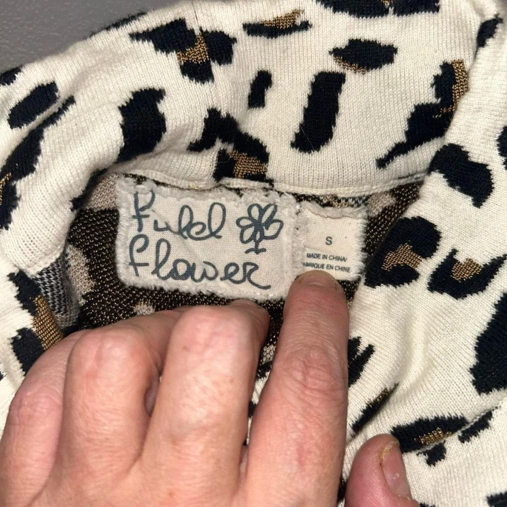 Anthropologie White and Brown Leopard Print Tee - Picture 6 of 7